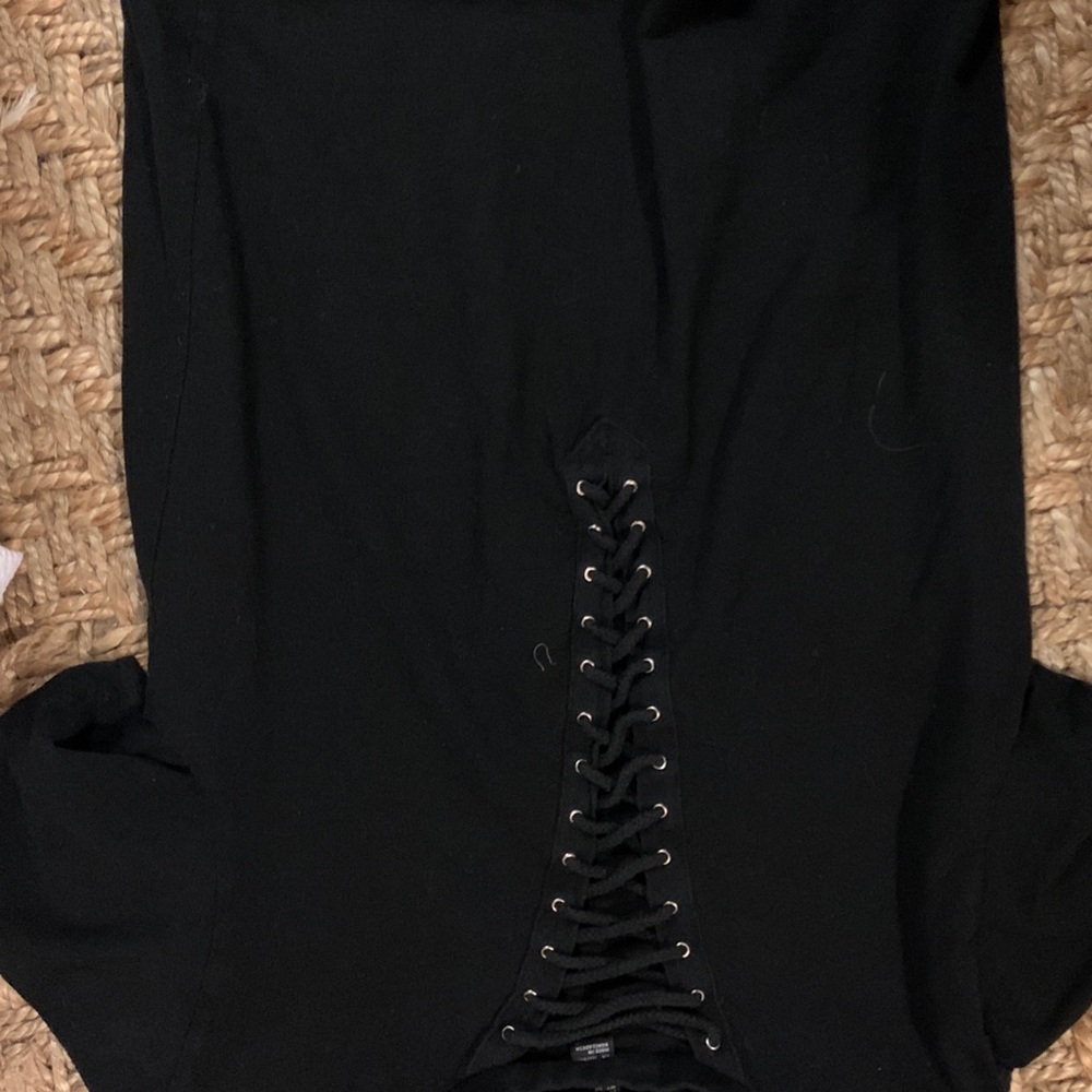 Clothes - Picture 4 of 8